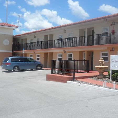 Toscana Suites Lake Buena Vista Exterior photo